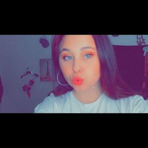 Meet your Posher, Josilyn